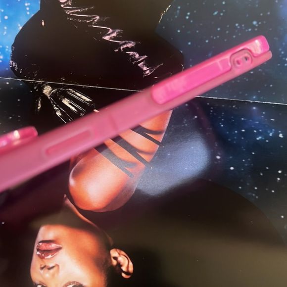 iPhone 13 PRO MAX phone cases New in Package 2 Cases Pink and Green - Picture 7 of 8